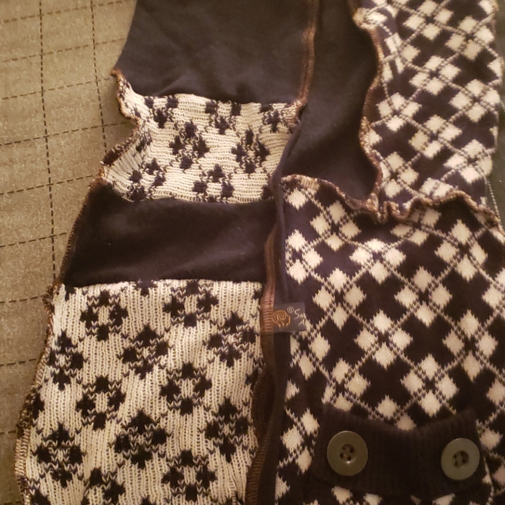 Matching Scarf & Hat Set - Picture 4 of 5